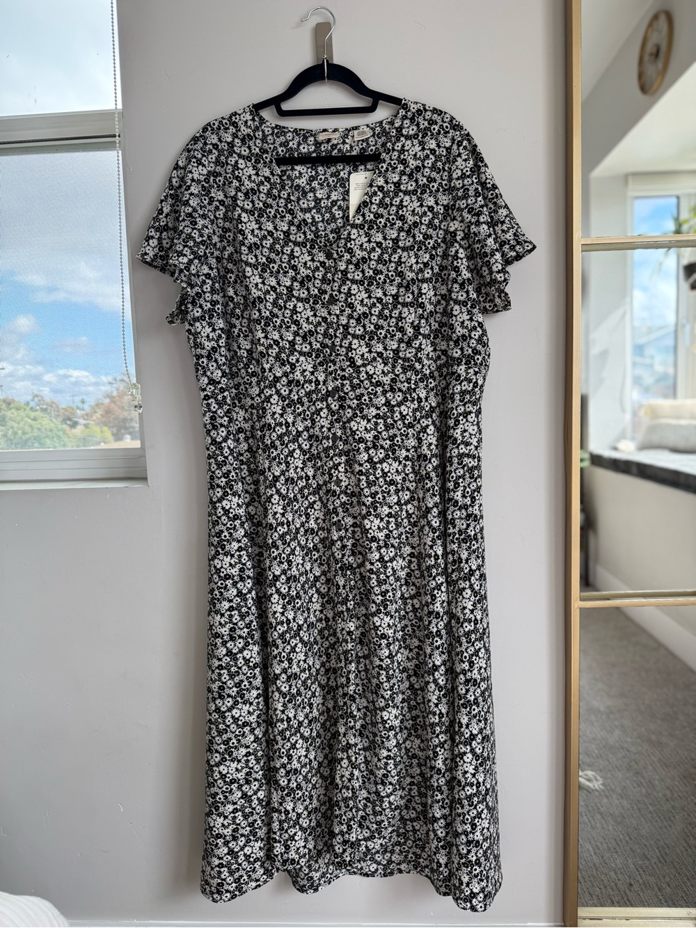 Levi's 2X Daisy Floral Button Front Midi Dress NWT Black White A-Line Plus Size